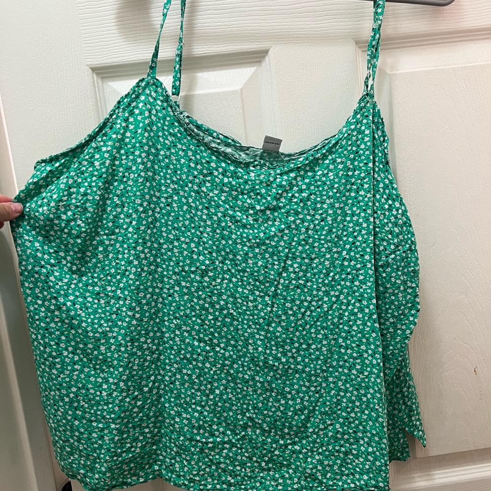 Floral top